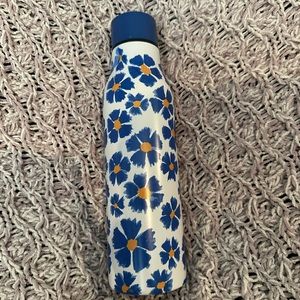 Floral Water Bottle **FREE ADD ON WITH ANY PURCHASE**